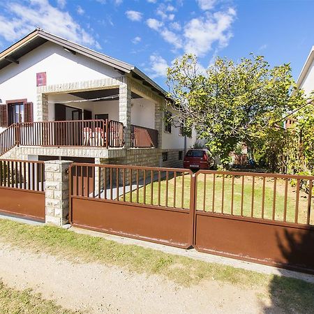 Apartment Danica Нин Экстерьер фото