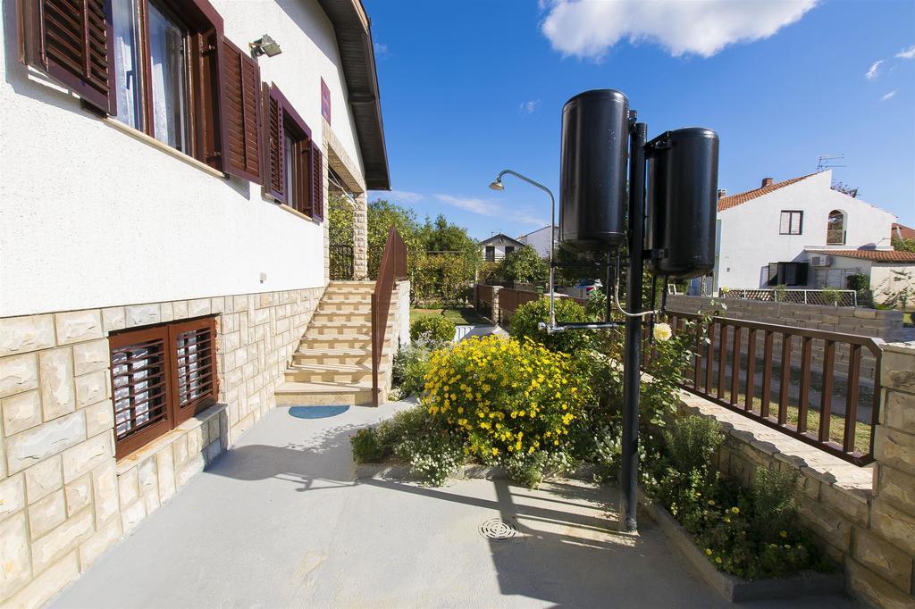 Apartment Danica Нин Экстерьер фото